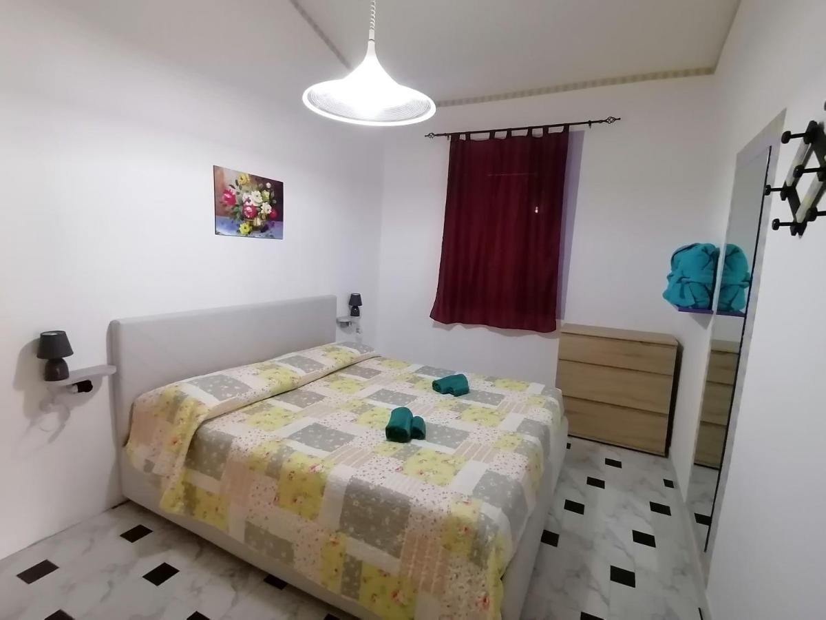 Casa Carlo Apartment Chia Bagian luar foto