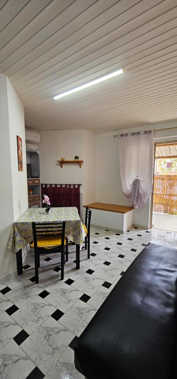 Casa Carlo Apartment Chia Bagian luar foto